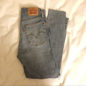 BRAND NEW LEVIS Wedgie Skinny Jeans